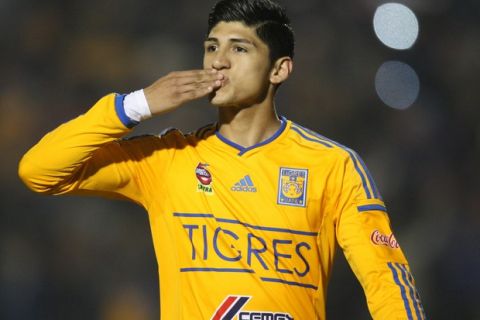 Monterrey, Nuevo León 4 de Febrero de 2014.  Alan Pulido en festejo de gol  durante el partido correspondiente a la Jornada 3 de la COPA MX, entre los Tigres de a UANL y Correcaminos de Ciudad Victoria, celebrado en el estadio Universitario. Foto/Imago7/
