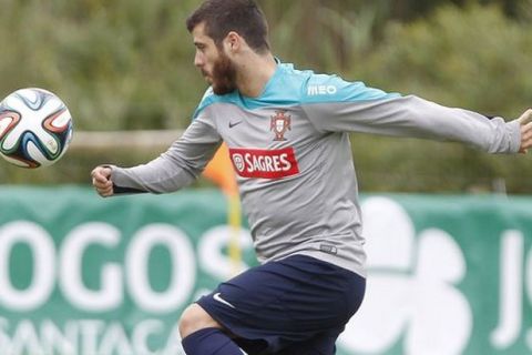 FUTEBOL - Vieirinha, jogador da Selecao Nacional durante o treino no estagio de preparacao para o Campeonato do Mundo Brasil2014, no Hotel Marriot, na Praia d El Rey, em Obidos, . Sexta feira 30 de Maio de 2014. (SERGIO MIGUEL SANTOS/ASF)