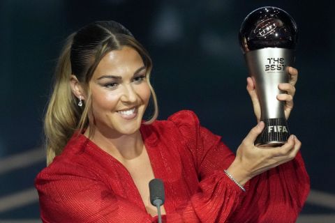 England's goalkeeper Mary Earps accepts the Best Women's Goalkeeper award during the FIFA Football Awards 2023 at the Eventim Apollo in Hammersmith, London, Monday, Jan. 15, 2024. (AP Photo/Kirsty Wigglesworth)