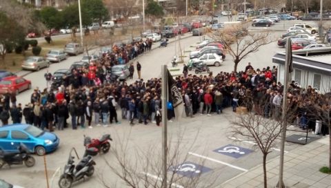 Χαμός στην Τούμπα για τα εισιτήρια με Σάλκε