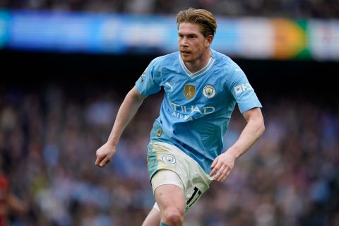 Manchester City's Kevin De Bruyne is in action during the English Premier League soccer match between Manchester City and Wolverhampton Wanderers at the Etihad Stadium in Manchester, England, Saturday, May 4, 2024. (AP Photo/Dave Thompson)