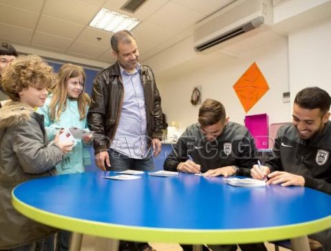 Πρόσφεραν χαρά Γκολάσα, Παπαγιαννόπουλος