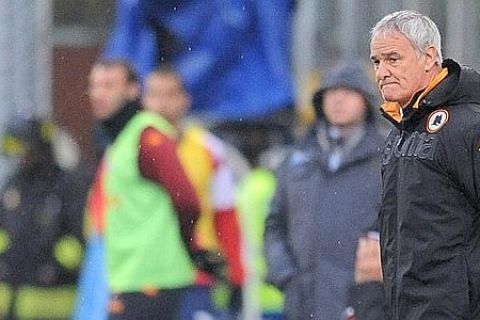 L'allenatore della Roma Claudio Ranieri, questo pomeriggio 20 febbraio 2011 allo stadio Luigi Ferraris di Genova.
- ANSA/LUCA ZENNARO - 