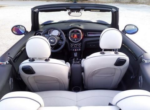 Οδηγούμε το Mini Cooper Cabrio