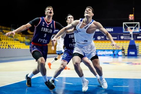 Ελλάδα - Σερβία 75-73: Νικηφόρα πρεμιέρα στο EuroBasket U20 για την Νέων Ανδρών με τριπλέτα Ζούγρη, Σαμοντούροβ, Χιτικούδη