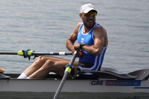 Greece's Antonios Papakonstantinou and Petros Gkaidatzis celebrates bronze in the men's lightweight double sculls rowing final at the 2024 Summer Olympics, Friday, Aug. 2, 2024, in Vaires-sur-Marne, France. (AP Photo/Lindsey Wasson)