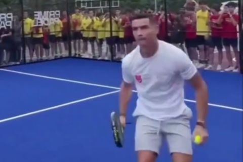 Ο Κριστιάνο Ρονάλντο παίζει Padel