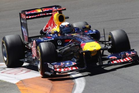 VALENCIA, SPAIN - JUNE 26:  Sebastian Vettel of Germany and Red Bull Racing drives during the European Formula One Grand Prix at the Valencia Street Circuit on July 26, 2011, in Valencia, Spain.  (Photo by Mark Thompson/Getty Images)