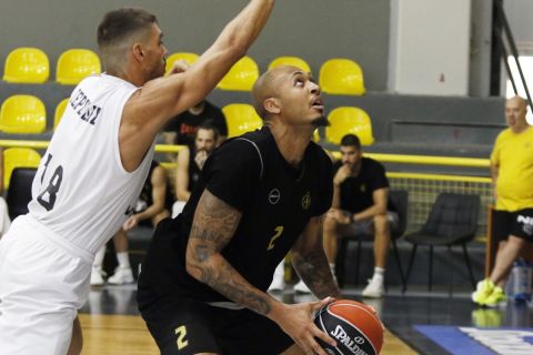 Μαρούσι - ΠΑΟΚ 95-77: Ο Ρέινολντς ξεχώρισε με 25 πόντους, πρώτη φιλική ήττα για τον Δικέφαλο του Βορρά