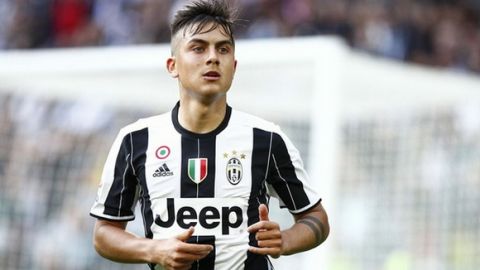 WCENTER 0SQFBETILN                Foto LaPresse - Spada 14 maggio 2016 Torino ( Italia) Sport Calcio Juventus - Sampdoria   Campionato di Calcio Serie A TIM 2015 2016 - " Juventus Stadium " Nella foto: dybala   Photo LaPresse - Spada May 14,  2016 Turin ( Italy) Sport Soccer Juventus - Sampdoria   Italian Football Championship League A TIM 2015 2016 - " Juventus  Stadium " In the pic:  dybala    