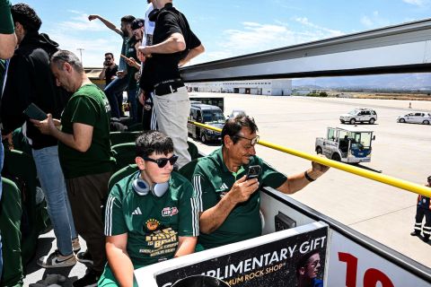 27/05/2024 Arrival of Panathinaikos in Athens, Celebrations in Airport ans in OAKA Stadium

Photo by: Vaggelis Stolis / Tourette Photography