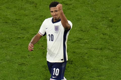 England's Jude Bellingham celebrates after winning a semifinal match against the Netherlands at the Euro 2024 soccer tournament in Dortmund, Germany, Wednesday, July 10, 2024. (AP Photo/Hassan Ammar)