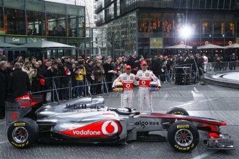 Παρουσιάστηκε η νέα McLaren