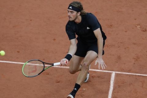 Ο Στέφανος Τσιτσιπάς σε φάση από το Roland Garros