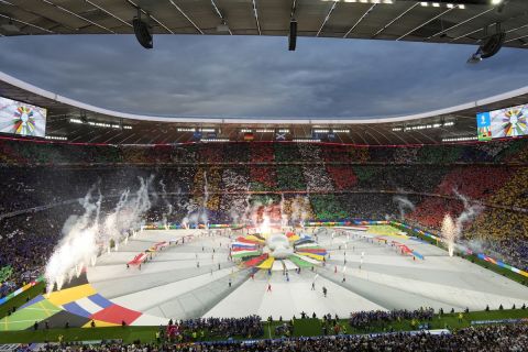 Euro 2024: Το φαντασμαγορικό σόου και τα εντυπωσιακά κορεό στην τελετή έναρξης