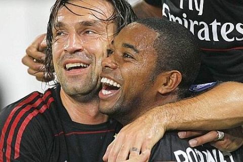 Brazilian forward of Ac Milan, Robinho (R), jubilates with his teammate Italian Andrea Pirlo after scoring the goal against Napoli during their Italian Serie A soccer match at San Paolo stadium in Naples, Italy on 25 October 2010.
ANSA/CIRO FUSCO