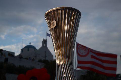 Στην Πάρο τα δύο ευρωπαϊκά τρόπαια του Ολυμπιακού τη σεζόν 2023-24 | 4 Ιουλίου 2024