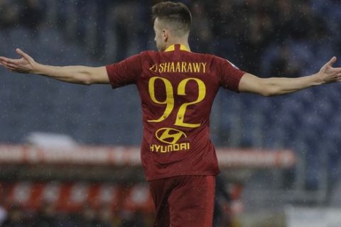 Roma's Stephan El Shaarawy celebrates after scoring his team's first goal during an Italian Serie A soccer match between Roma and Empoli, at the Olympic stadium in Rome, Monday, March 11, 2019. (AP Photo/Gregorio Borgia)