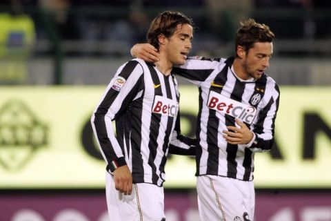 CAGLIARI, ITALY - FEBRUARY 05:   Alessandro Matri of Juventus celebrates the goal  during the Serie A match between Cagliari Calcio and Juventus FC at Stadio Sant'Elia on February 5, 2011 in Cagliari, Italy.  (Photo by Enrico Locci/Getty Images)