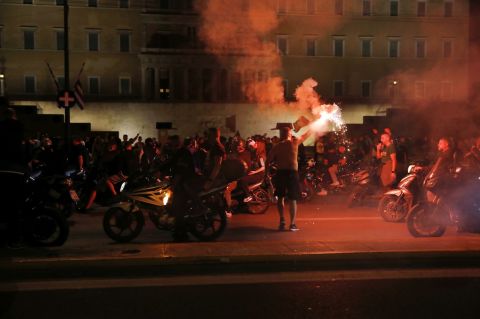 Final Four 2024, Παναθηναϊκός AKTOR: Οι φίλοι του τριφυλλιού ξεχύθηκαν στους δρόμους της Αθήνας για το έβδομο