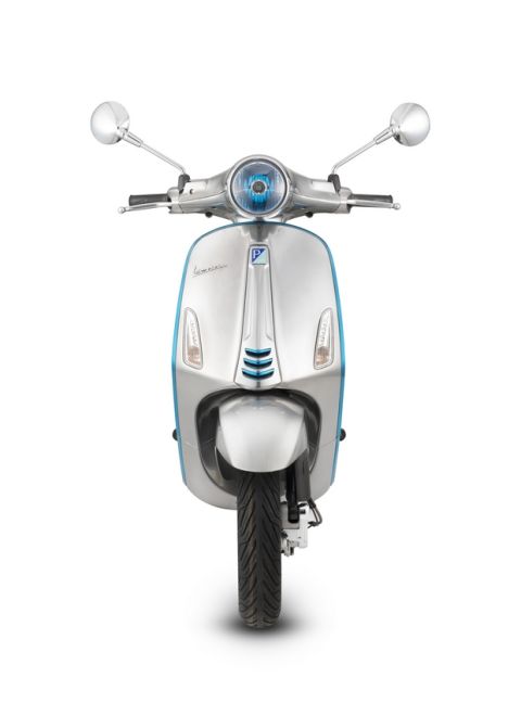 Στην παραγωγή η ηλεκτρική Vespa