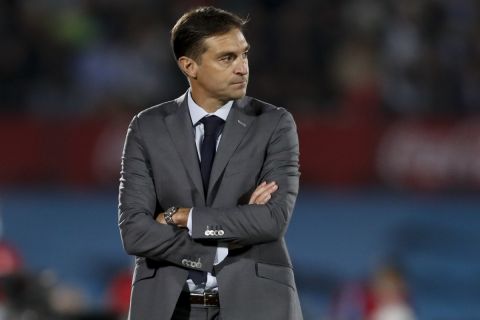 Uruguay's coach Diego Alonso looks on during a qualifying soccer match against Peru for the FIFA World Cup Qatar 2022 in Montevideo, Uruguay, Thursday, March 24, 2022. (AP Photo/Matilde Campodonico, Pool)