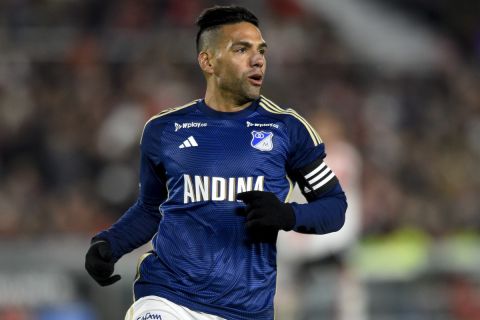 Radamel Falcao of Colombia's Millonarios reacts during a friendly soccer match against Argentina's River Plate in Buenos Aires, Argentina, Tuesday, July 9, 2024. (AP Photo/Gustavo Garello)