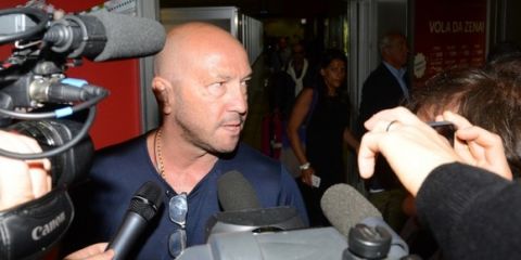 Genova, 04/06/2015
Sampdoria/Zenga - Arrivo a Genova
Walter Zenga (allenatore Sampdoria) - Arrivo all'aereoporto Cristoforo Colombo di Genova