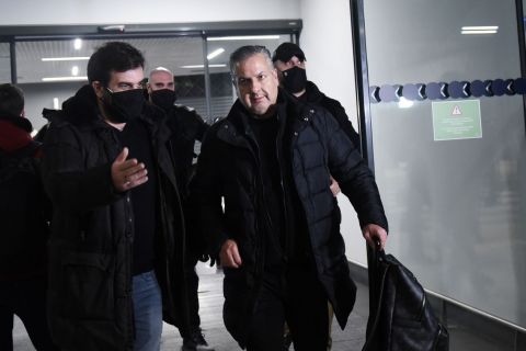 Ο Ζοζέ Μποτό κατά την άφιξή του στη Θεσσαλονίκη