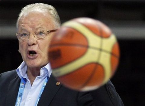 Serbia's head coach Dusan Ivkovic reacts during the EuroBasket European Basketball Championship 7th to 8th position classification match against Slovenia, in Kaunas, Lithuania, Saturday Sept. 17, 2011. (AP Photo/Darko Vojinovic)