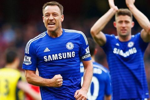 LONDON, ENGLAND - APRIL 26:  John Terry (26) and Gary Cahill of Chelsea celebrate after the Barclays Premier League match between Arsenal and Chelsea at Emirates Stadium on April 26, 2015 in London, England.  (Photo by Julian Finney/Getty Images)