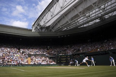 Ρότζερ Φέντερερ εναντίον του Τζόκοβιτς στο Wimbledon