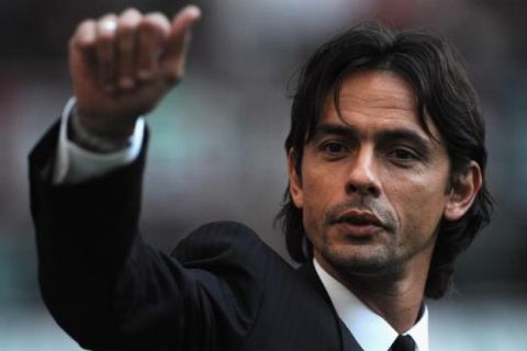 MILAN, ITALY - AUGUST 29:  Filippo Inzaghi of AC Milan attends during the Serie A match between AC Milan and Inter Milan at Stadio Giuseppe Meazza on August 29, 2009 in Milan, Italy.  (Photo by Valerio Pennicino/Getty Images)