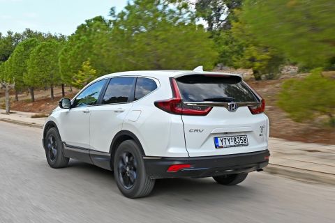 Δοκιμή Honda CR-V 2.0 e:HEV 4WD: Υβριδικό SUV με επιδόσεις 185 ίππων και κατανάλωση σουπερμίνι