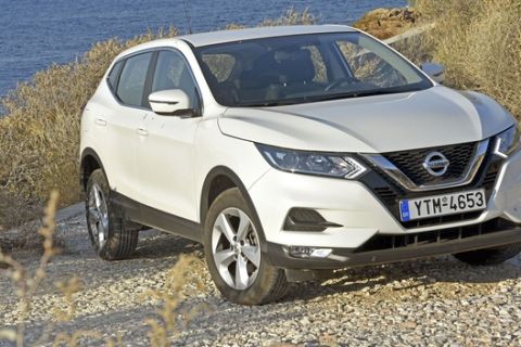 Στον δρόμο με το Nissan Qashqai 1.3 160HP DCT