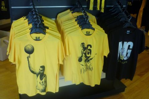 "Ωράριο λειτουργίας "ARIS LEGEND STORE"