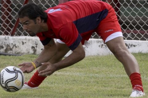 Minas Gerais; Brasil; Estadio Castor Cifuentes/Nova Lima; 02/20/2011; Futebol; Villa Nova-MG, treino, Bovio; Foto Gil Leonardi/Lancepress; ;