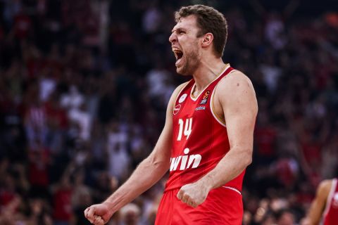 29/10/2024 Olympiacos Vs Real Madrid for Turkish Airlines Euroleague season 2024-25 in SEF Stadium, in Piraeus - Greece

Photo by: Andreas Papakonstantinou / Tourette Photography