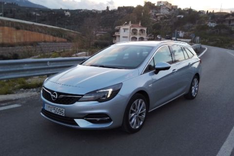 Οδηγούμε το Opel Astra ST