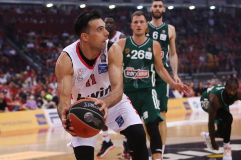 Ο Κώστας Σλούκας στον πρώτο τελικό της Stoiximan Basket League