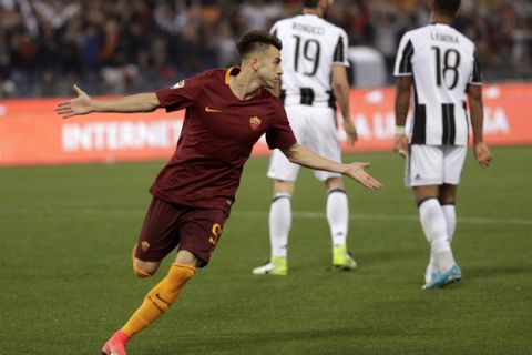 Roma's Stephan El Shaarawi celebrates after scoring during a Serie A soccer match between Roma and Juventus, at Rome's Olympic stadium, Sunday, May 14, 2017. (AP Photo/Gregorio Borgia)