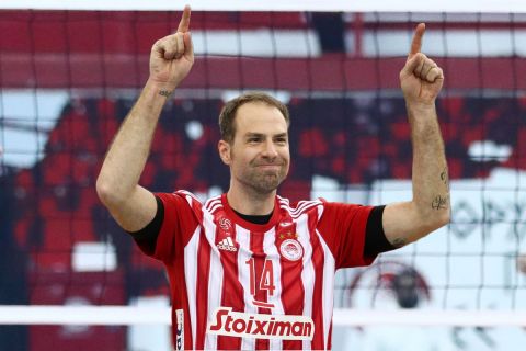 Ολυμπιακός - Ράντνικ 3-1: Εξασφάλισε την πρόκριση και πάει για την πρωτιά στον όμιλο