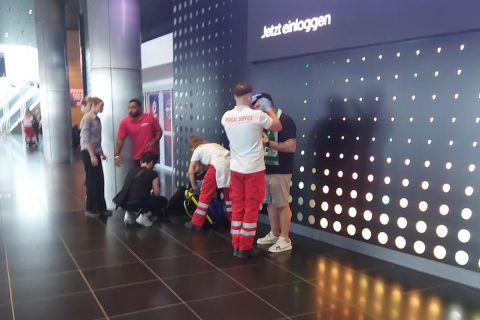 Παναθηναϊκός AKTOR: Τραυματίες φίλοι του τριφυλλιού στην Uber Arena, μετά την επίθεση των Τούρκων