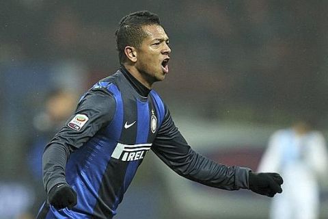 Inter Milan Colombian midfielder Fredy Guarin, celebrates after scoring during a Serie A soccer match between Inter Milan and Pescara, at the San Siro stadium in Milan, Italy, Saturday, Jan. 12, 2013. (AP Photo/Luca Bruno)