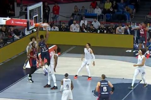 EuroLeague: Μαγική ασίστ Φόρεστ, δυναμικό κάρφωμα Χολ, στην κορυφή του Top-10 της 18ης αγωνιστικής 