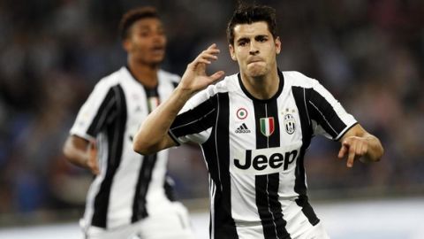 Juventus' Alvaro Morata jubilates after scoring the goal during the Italy Cup final soccer match AC Milan vs Juventus FC at Olimpico stadium in Rome, Italy, 21 May 2016.
ANSA/RICCARDO ANTIMIANI