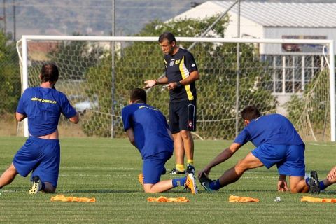 Ατομικό πρόγραμμα για τέσσερις