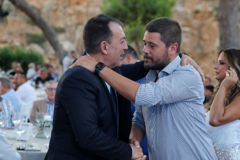 Βρούτσης: "Πρέπει να καταλάβουμε ότι το συμφέρον είναι να ενώσουμε τις δυνάμεις μας και να δούμε ένα ποιοτικό και ανταγωνιστικό ποδόσφαιρο"