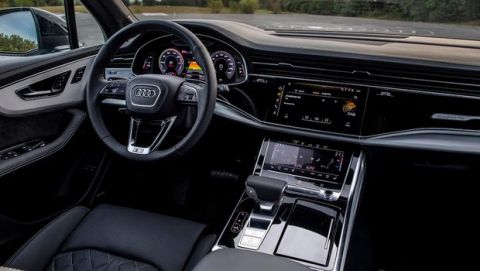 Audi: Ιδού το plug-in υβριδικό Q7 TFSI e quattro των 456 ίππων