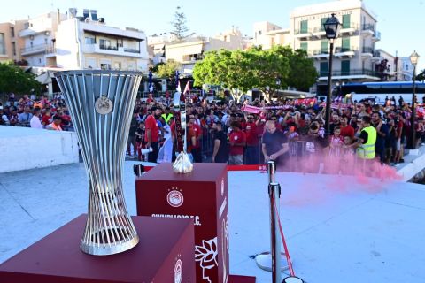 Τα ευρωπαϊκά τρόπαια του Ολυμπιακού στον Άγιο Νικόλαο